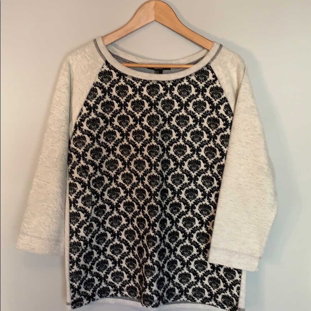 Forever 21 terry shirt with black velvet appliqué